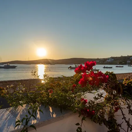 Irene - Beachfront ホテル