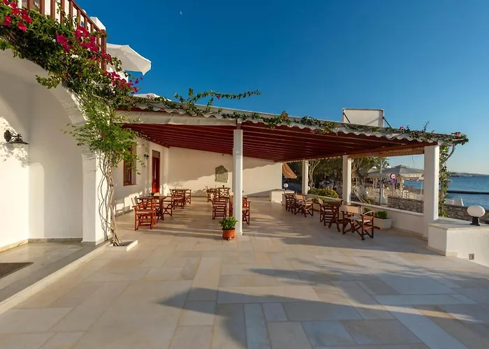 Irene - Beachfront Szálloda