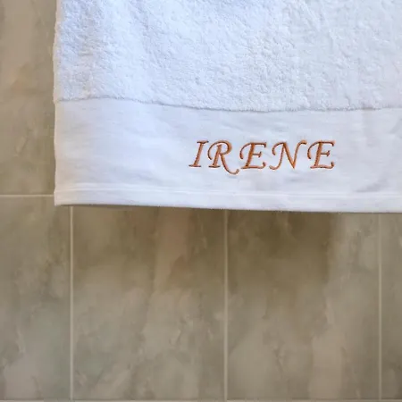 Irene - Beachfront ホテル パロス島