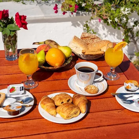 Hotel Irene - Beachfront 2*