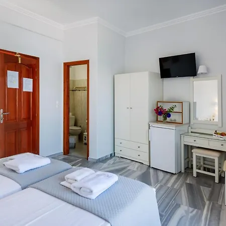 Irene - Beachfront Parikia (Paros)