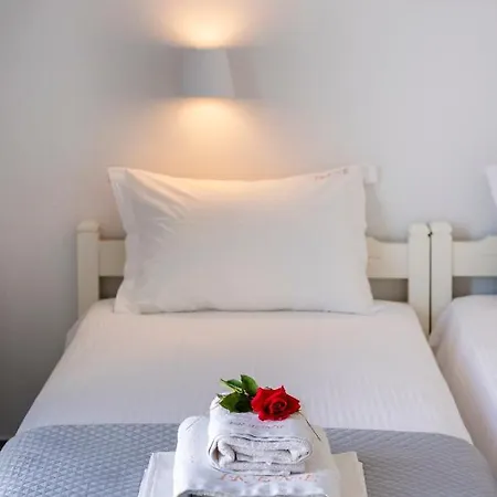 Irene - Beachfront Hotel Parikia (Paros)