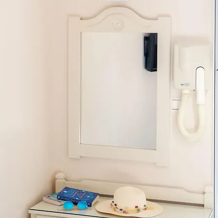 Irene - Beachfront 2* Parikia (Paros)