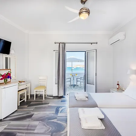 Irene - Beachfront Hotel 2*
