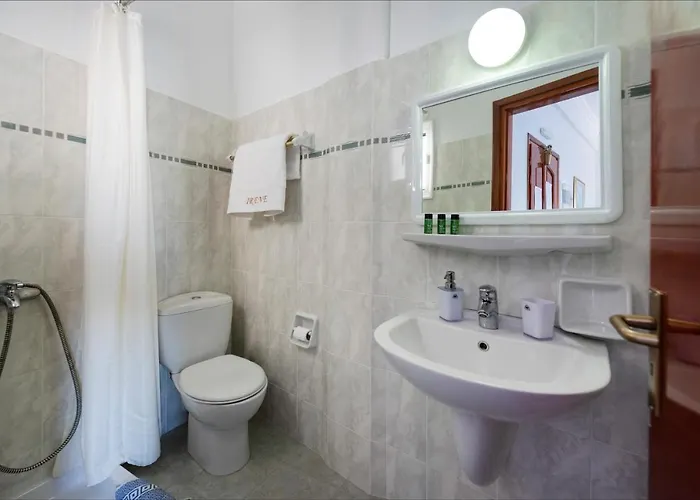 Hotel Irene - Beachfront 2*