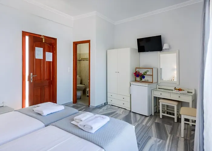 Irene - Beachfront Parikia (Paros)