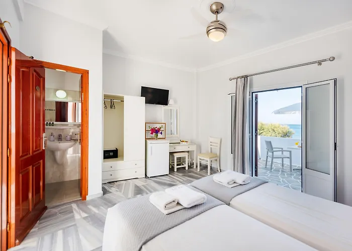 Irene - Beachfront 2* Parikia (Paros)