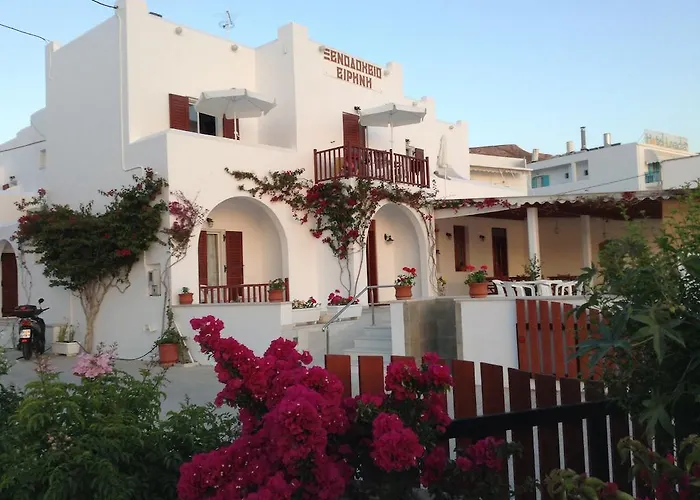 Irene - Beachfront Hotel Parikia (Paros)